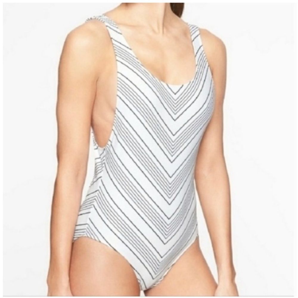 Athleta Open Sides Chevron White One Piece Swimsuit